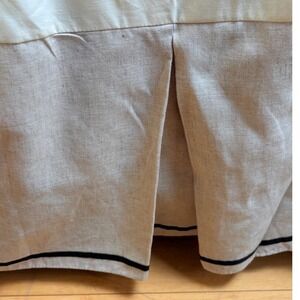 Croscill Vtg Bedskirt Dust Ruffle Box Pleat Linen Blend Black Ribbon Trim King